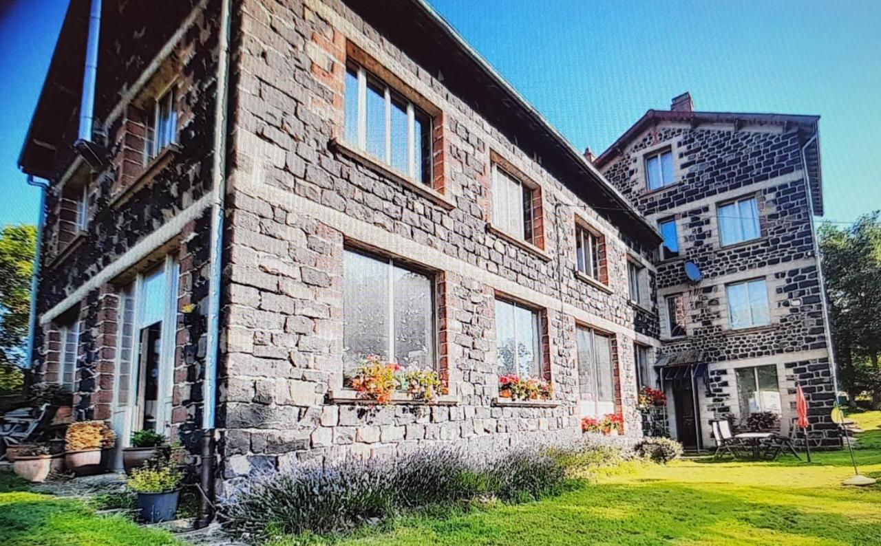 Gite Le Roman D'Alleyrac Exteriér fotografie